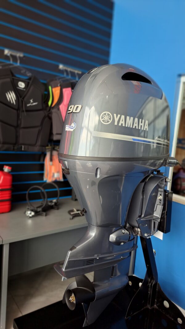 90HP 4 Tempos - F90CET - Imagem 6