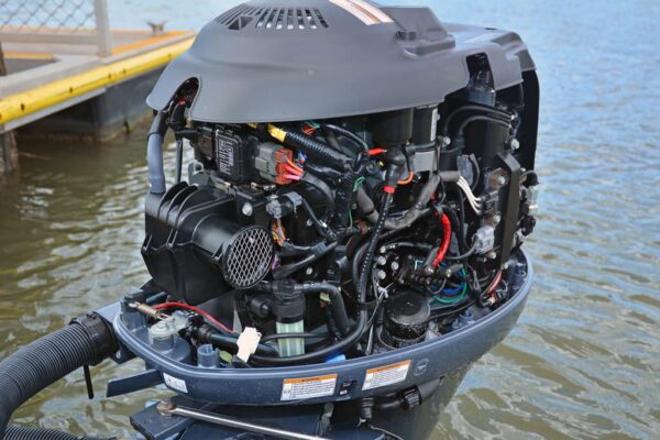 90HP 4 Tempos - F90CET - Imagem 10